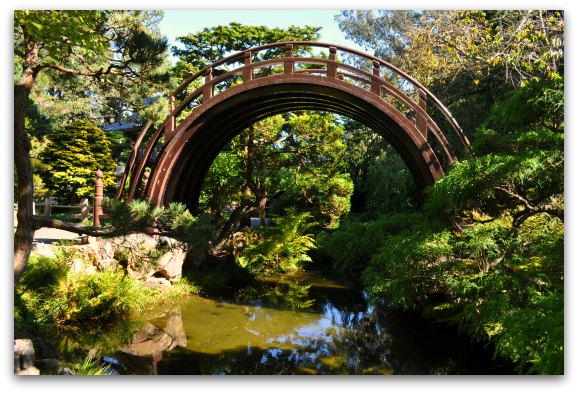 Asian_bridge-japanese-tea-garden-sf
